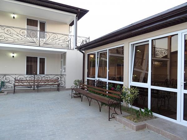 Guest House Palmovaia Gavan Гудаута Екстер'єр фото