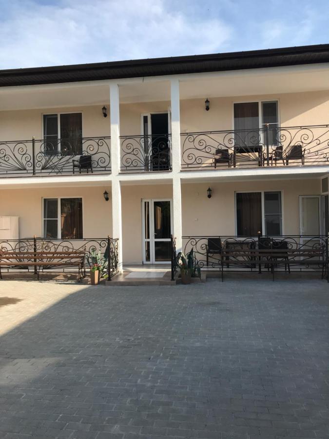 Guest House Palmovaia Gavan Гудаута Екстер'єр фото
